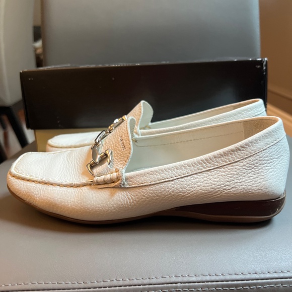 GEOX leather Loafers - white, size 7.5 - Picture 2 of 6